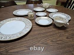 10 Piece WEDGWOOD Bone China FLORENTINE GOLD Dragons on White Place Setting