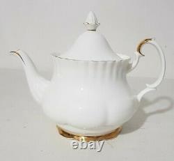 14 Piece Tea Set Royal Albert Val D'or Bone China Cups Teapot White Gold Trim