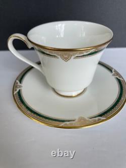 16 CUPS & SAUCERS FORSYTH H5197 Royal Doulton made England GREEN GOLD EXQUISITE
