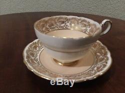 21 PC HM THE QUEEN & QUEEN MARY HIGH TEA SERVING SET with PLATES, CUPS, SAUCERS