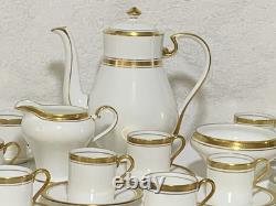 24pcs Aynsley Elizabeth 7947 Gold Encrusted Laurel Demitasse Coffee Set for Ten