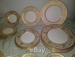 29 ROYAL WORCESTER EMBASSY White Gold PLATES CUPS SAUCER DINNER PLACE SETTING