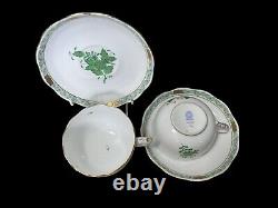 2x Herend Hungary Apponyi Chinese Bouquet Green Gold Canton Tea Cups & Saucers
