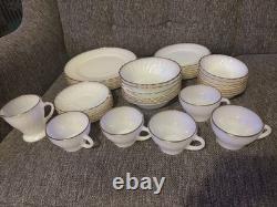 31 x piece Anchor Hocking Suburbia Swirl Milk Glass Gold Rim Fire King set