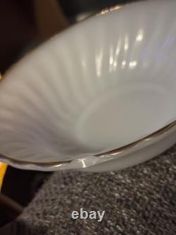 31 x piece Anchor Hocking Suburbia Swirl Milk Glass Gold Rim Fire King set