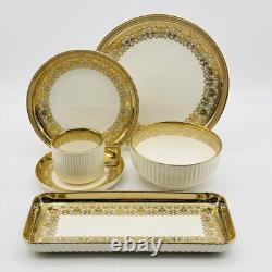 32-Piece Luxury Porcelain Dinnerware Set White Gold Rim Plates Bowls Cups Tray
