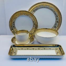 32-Piece Luxury Porcelain Dinnerware Set White Gold Rim Plates Bowls Cups Tray