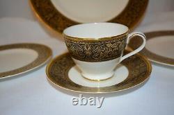 40 Pcs Minton Bone China Grandee Service for 8 Plates Tea Cup Saucer Black Gold
