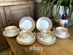 4 Wedgwood Florentine Gold Peony Shape Teacup Trio's