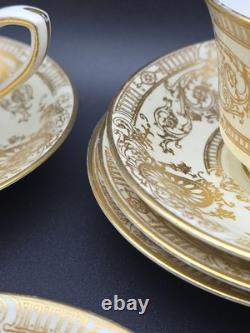 4x LovelyVintage Royal Worcester Bone Chine Heavy Gold Guilded Cups Saucers 1950