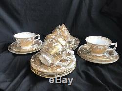 6 X Royal Crown Derby Aves Gold. Tea cup, saucer & Side plate