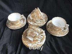 6 X Royal Crown Derby Aves Gold. Tea cup, saucer & Side plate