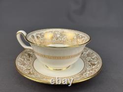 7 Wedgwood FLORENTINE GOLD Cups + Saucers with Dragons in White MINT
