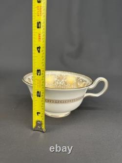 7 Wedgwood FLORENTINE GOLD Cups + Saucers with Dragons in White MINT