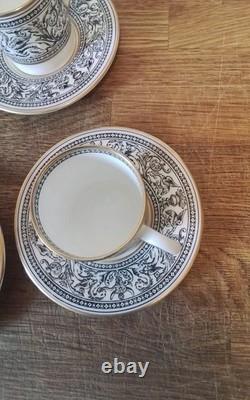 A Vintage Set Of Six Wedgewood Florentine Cups & Saucers