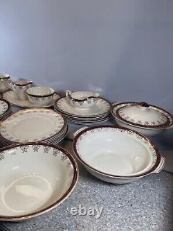 Alfred Meakin Vintage dinner plates Cups Saucer Tureen Soup Bowl Cream Gravy jug