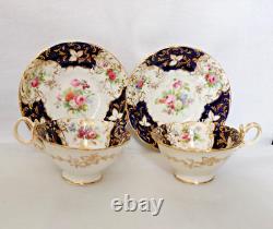 Antique Coalport 2 cups and 2 saucers in the Adelaide shape (c. 1820)