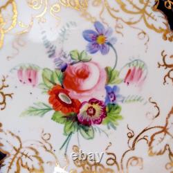 Antique Coalport 2 cups and 2 saucers in the Adelaide shape (c. 1820)