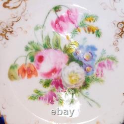 Antique Coalport 2 cups and 2 saucers in the Adelaide shape (c. 1820)