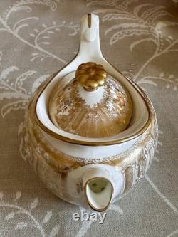 Antique Wedgwood Teapot, Teacups Saucers Sugar Pot & Jug. Opulent Gold CAIRO