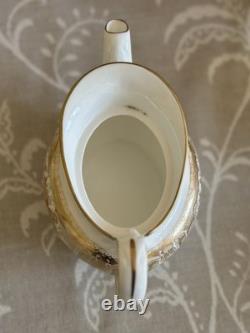Antique Wedgwood Teapot, Teacups Saucers Sugar Pot & Jug. Opulent Gold CAIRO