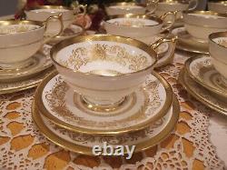 Aynsley Imperial Gold 36 pcs tea set. Excellent condition