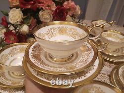 Aynsley Imperial Gold 36 pcs tea set. Excellent condition