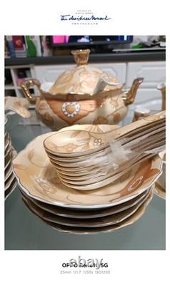 Beautiful 24K gold plated Yamasen fine porcelain dinner & coffee set