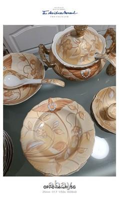 Beautiful 24K gold plated Yamasen fine porcelain dinner & coffee set
