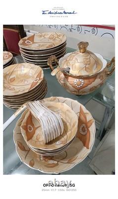Beautiful 24K gold plated Yamasen fine porcelain dinner & coffee set
