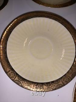 COI75 by Cronin gold etch band fluted tea cups saucers 8 sets