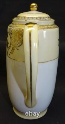 Chikaramachi Demitasse 16pc Set Coffee Pot 7 Cups 6 Saucers Gold Embossed Floral