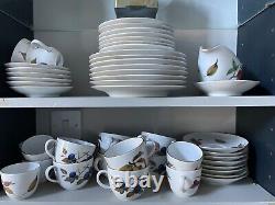 China Royal Worcester Evesham gold edge dinner plates plum and peach