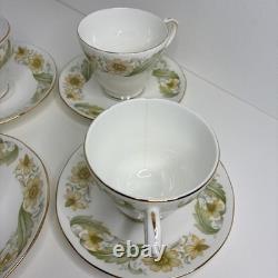 Duchess Bone China 19 Piece Dinner/Tea Service Greensleeves Design Vintage
