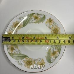 Duchess Bone China 19 Piece Dinner/Tea Service Greensleeves Design Vintage