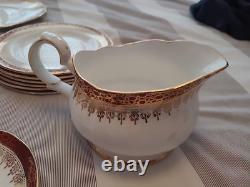 Duchess Winchester 35-Piece Bone China Set Teacups, Jugs, Plates, Saucers