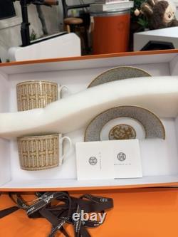 HERMES MOSAIQUE AU 24 GOLD Pair Of Tea Cups & Saucers 26016P BRAND NIB