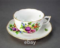 Herend Hungary Hand Painted Floral Tea Cups & Saucers Gold Trim Set of 6