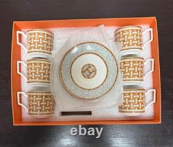 Hermès Paris Mosaique au 24 Gold Porcelain Cups & Saucers in Original Box