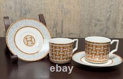 Hermès Paris Mosaique au 24 Gold Porcelain Cups & Saucers in Original Box