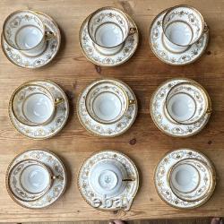 Hutschenreuther Selb Bavaria Porcelain Teacup/ Saucer 18 pc Set White/Gold Decor