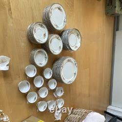 Japanese Porcelain Floral Gold Trim Dinner Set Plates Bowls Cups Saucers