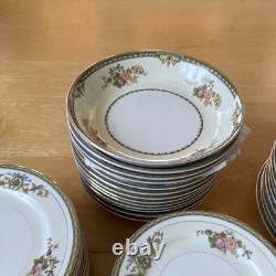Japanese Porcelain Floral Gold Trim Dinner Set Plates Bowls Cups Saucers