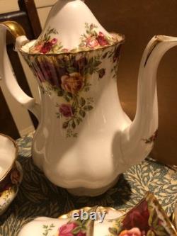 Job Lot Vintage Royal Albert Old Country Roses Bone China Floral & Gilded