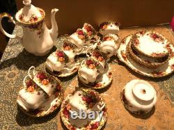 Job Lot Vintage Royal Albert Old Country Roses Bone China Floral & Gilded