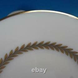 Lenox China Imperial P-338 Gold Laurel 8 Place Settings Plates/Cup/Saucer