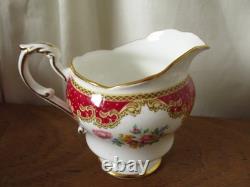 Lovely Vintage Paragon Floral Red Pink Honiton Gilded Double Warrant 18 Pieces