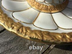 Meissen 24K Gold Leaf Encrusted White Porcelain Cup & Saucer Set Germany 3h