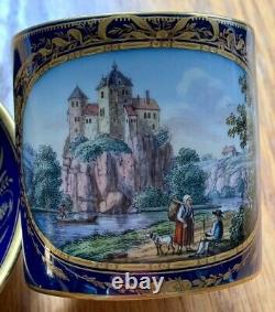 Meissen Große Tasse Schloßansicht Und Figuren Kobaltblau Fond Cup Saucer 1. Wahl