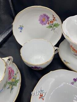 Meissen Hand Painted Flowers & Gold Entwined Handle Tea Cups & Saucers set of 5